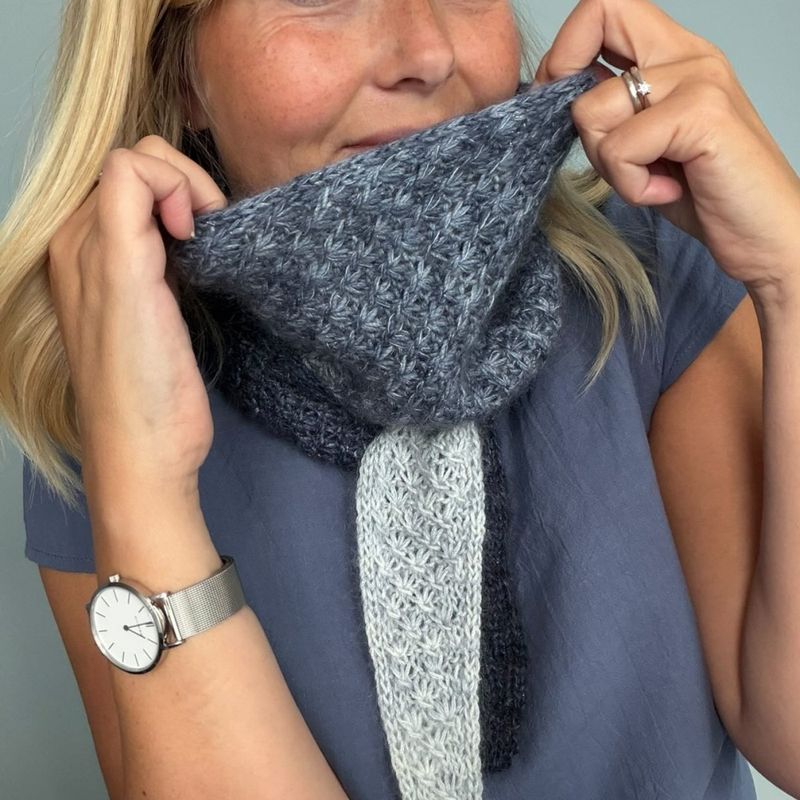 Poppy Scarf
